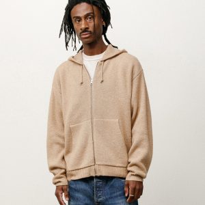 HOODED ZIP SWEATER